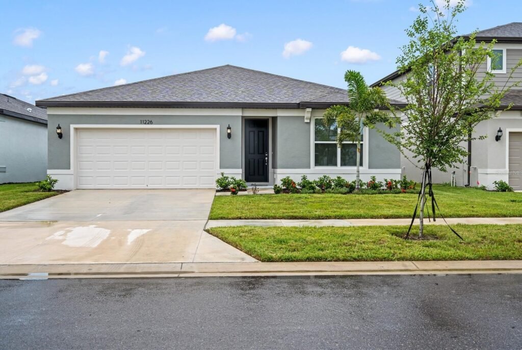11226 SYCAMORE GLEN LOOP, THONOTOSASSA, Florida 33592